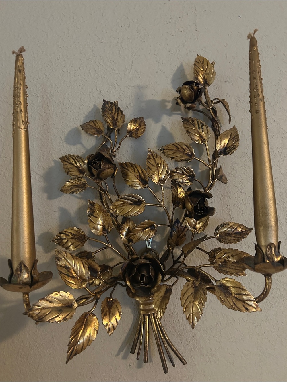 FABULOUS PAIR RARE VINTAGE ITALIAN GILT ROSE DOUBLE WALL SCONCES - Picture 3 of 16